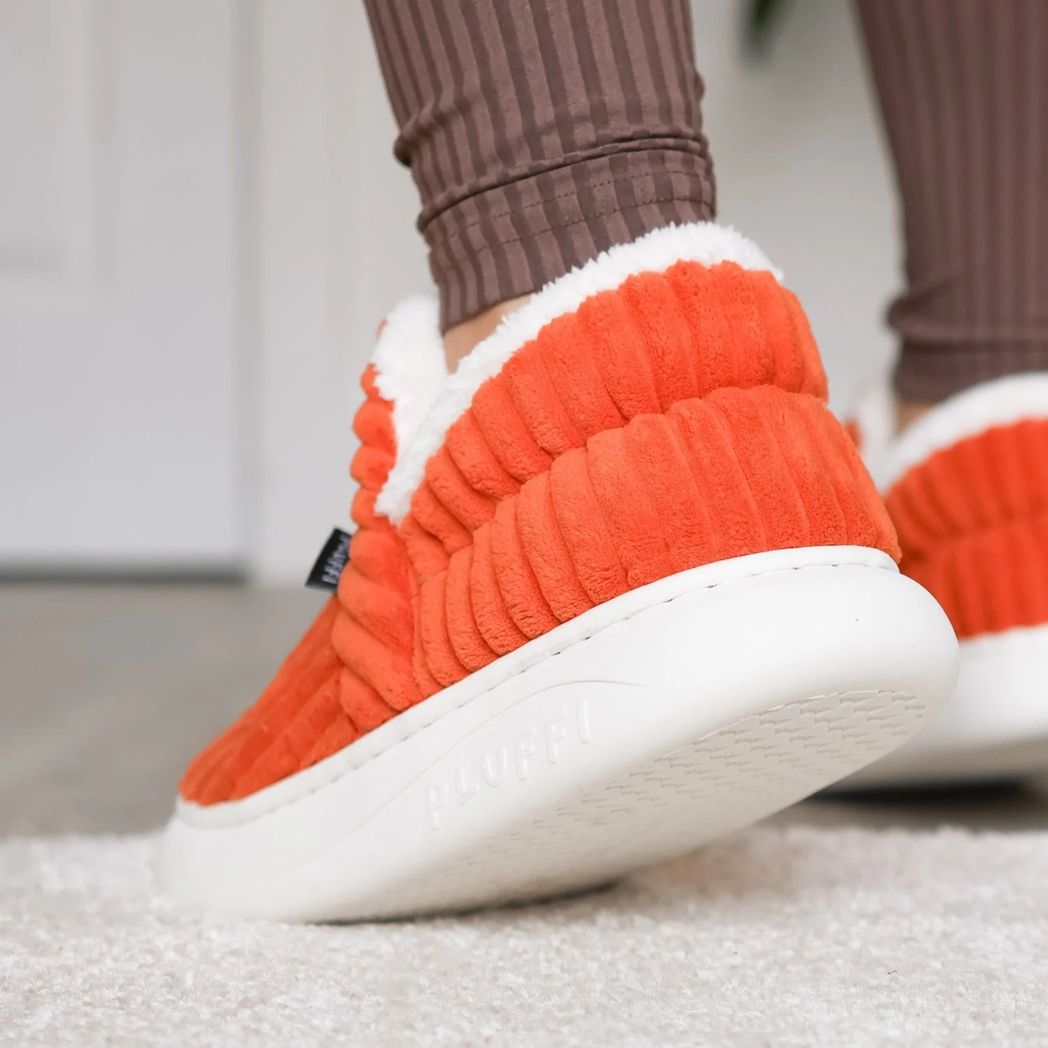 Pantufa Nuvem Ortopédica - Conforto e Estilo para os seus Pés - Image 14