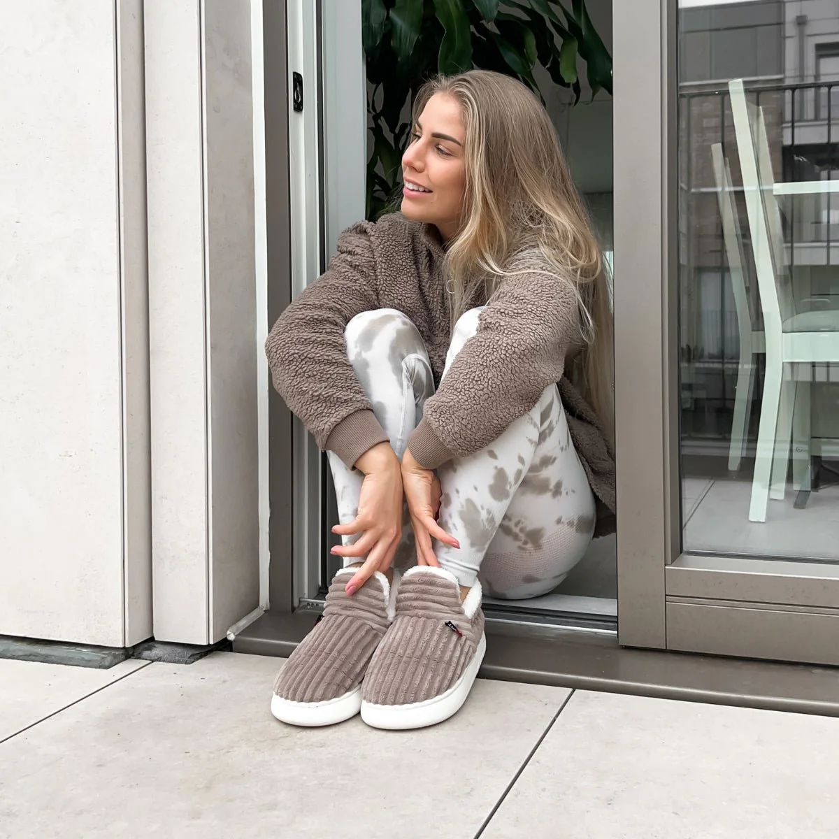 Pantufa Nuvem Ortopédica - Conforto e Estilo para os seus Pés - Image 4